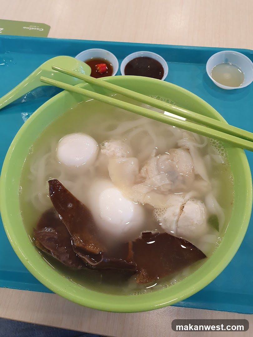 Noodle Soup with Fish Balls and Tofu Skin