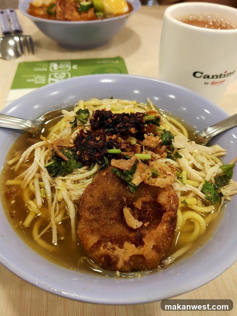 Noodle Bowl with Fried Item