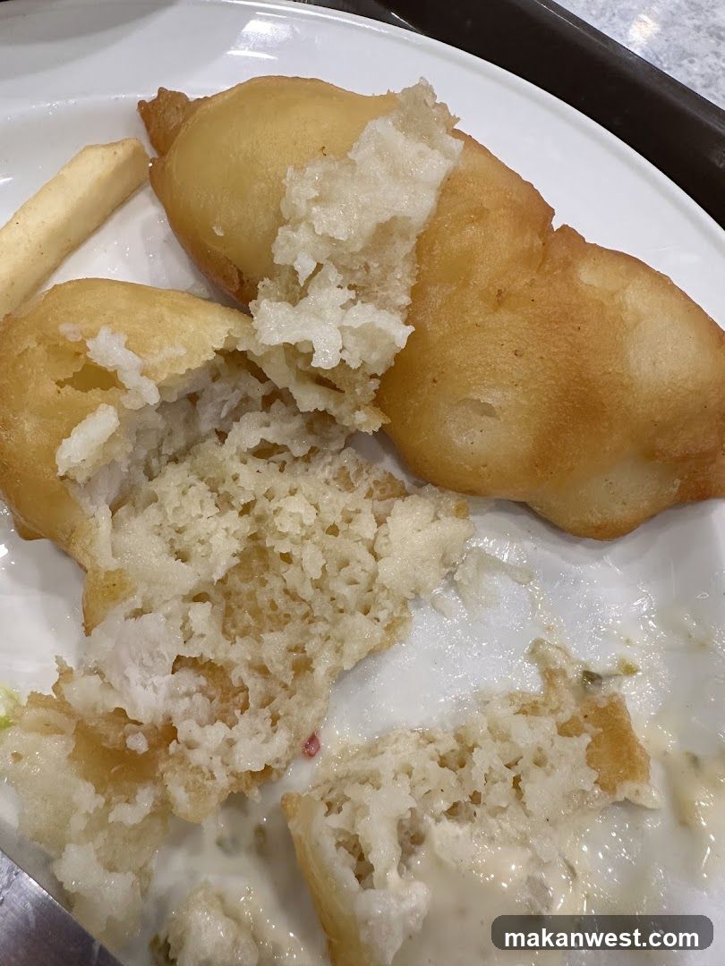 Fried Dough Food with Cream Sauce