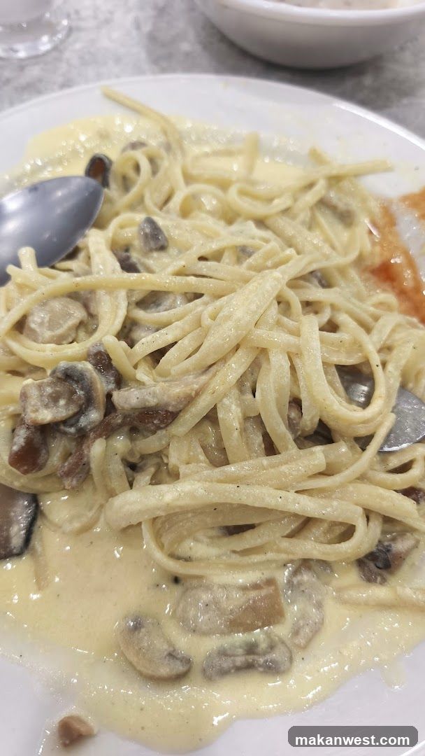 Creamy Mushroom Pasta