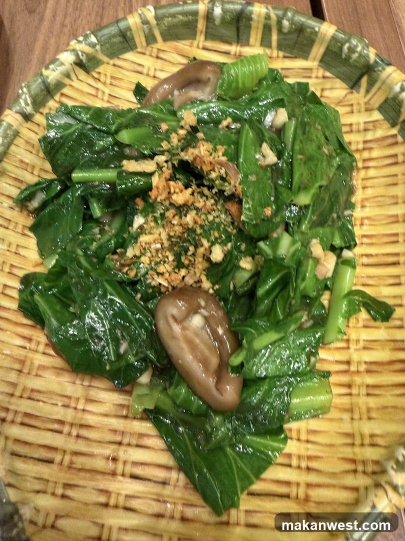 Stir-fried Greens with Mushrooms and Garlic
