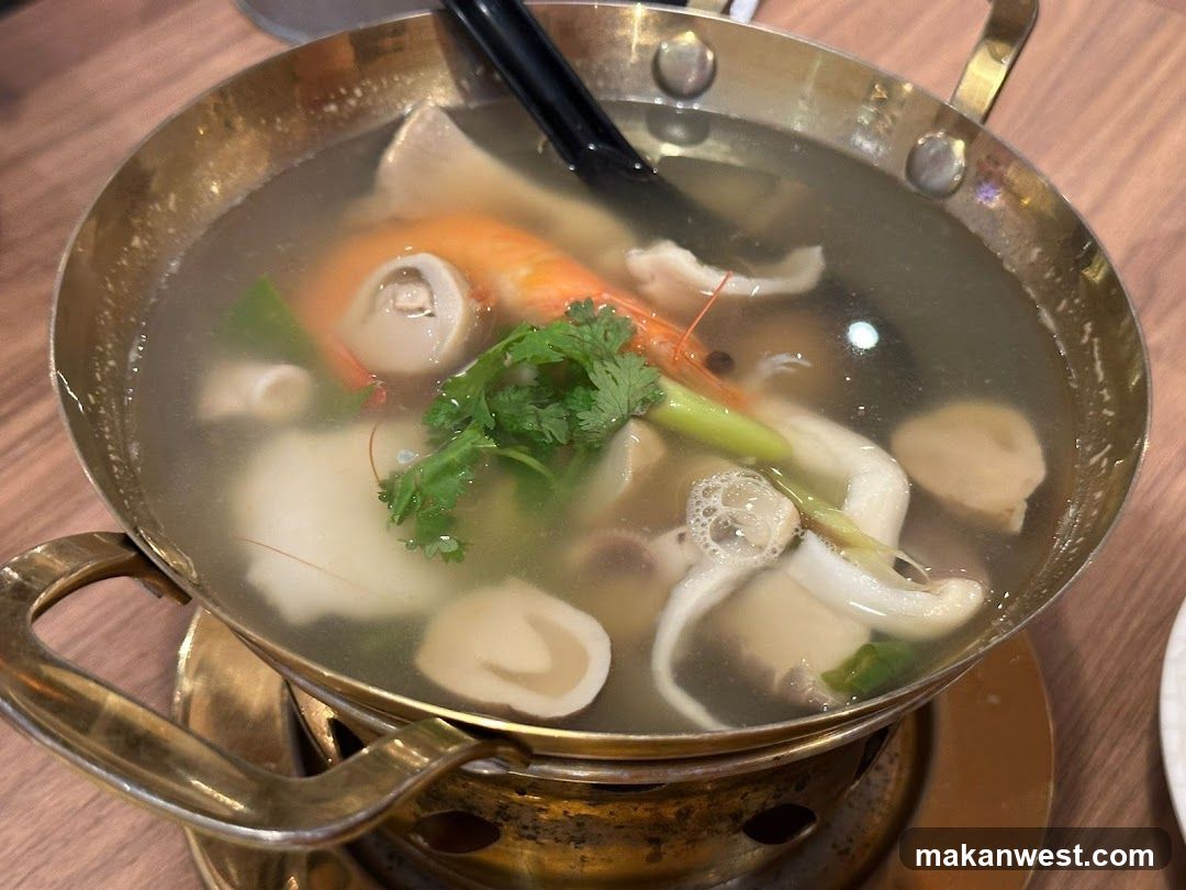 Hot Pot with Seafood and Vegetables