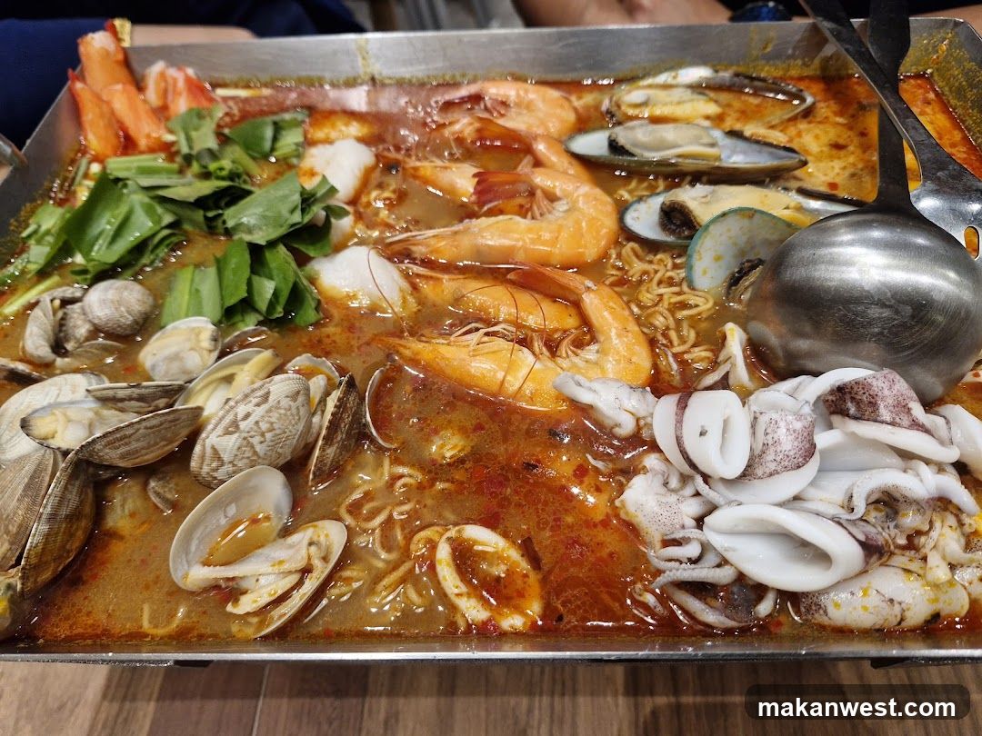 Spicy Seafood Hot Pot