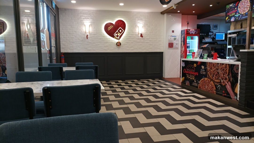 Pizza Restaurant Interior