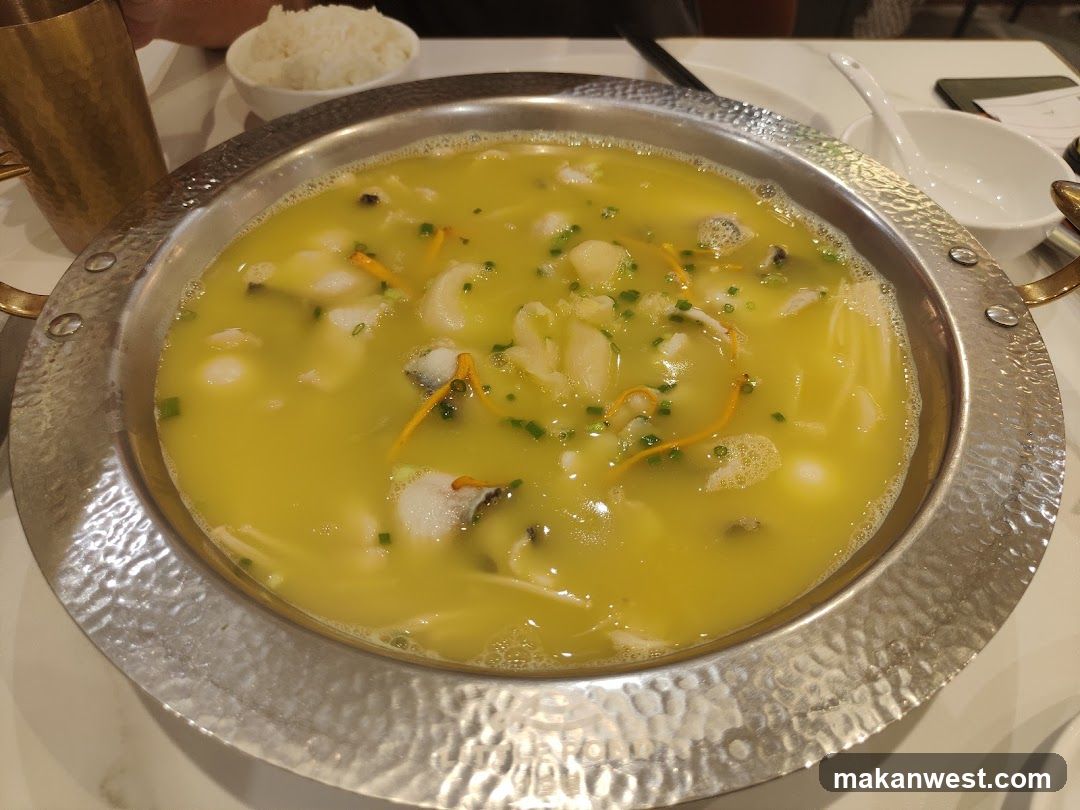 Yellow Fish Soup with Vermicelli