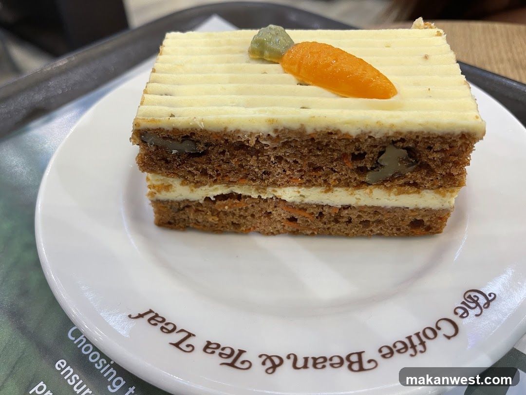 Carrot Cake Slice