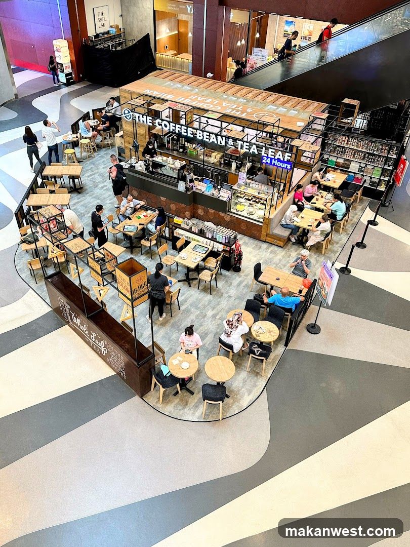 The Coffee Bean & Tea Leaf Interior