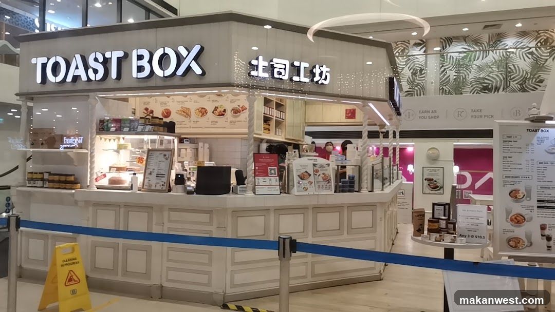 Toast Box Storefront Interior View