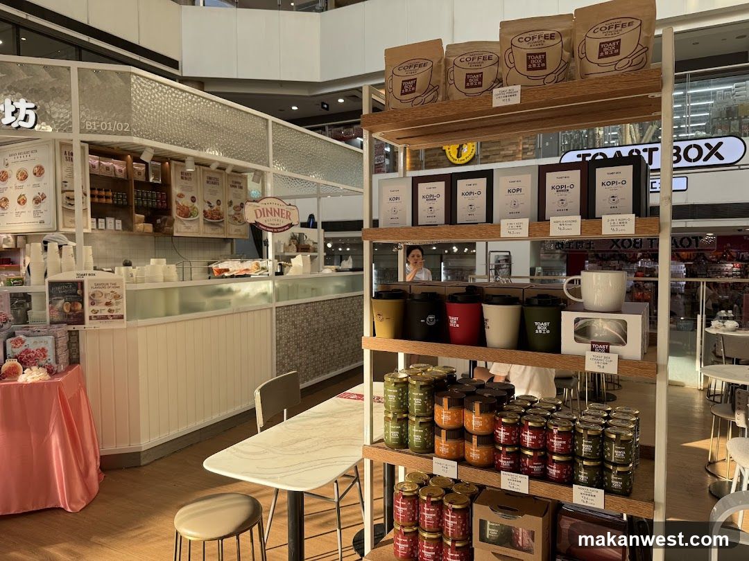 Toast Box Interior Display