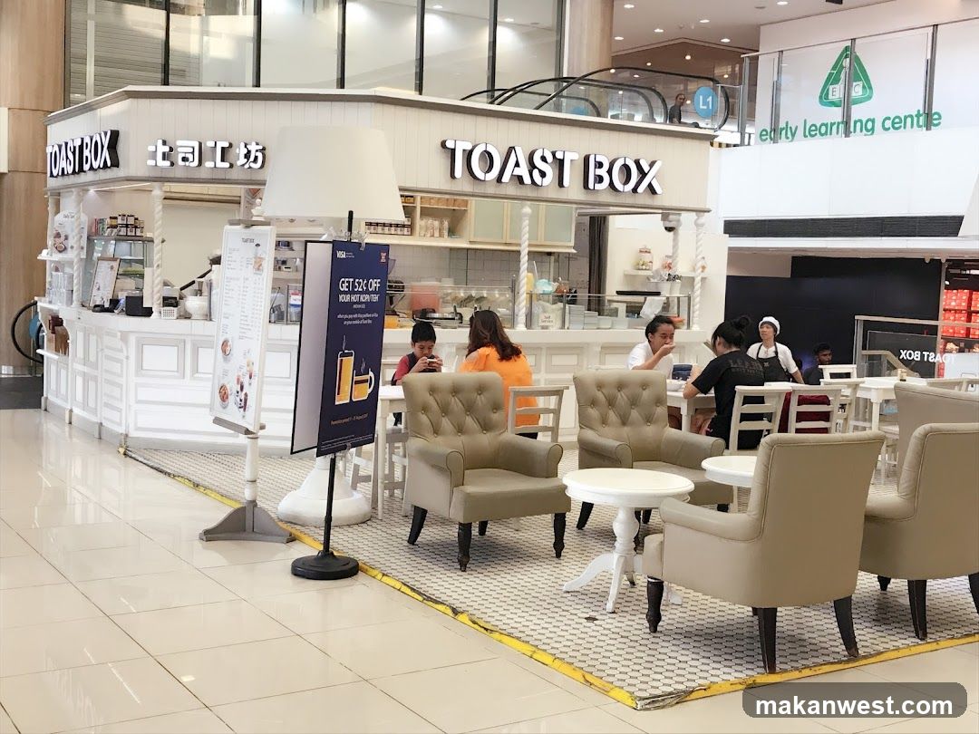 Toast Box Interior View