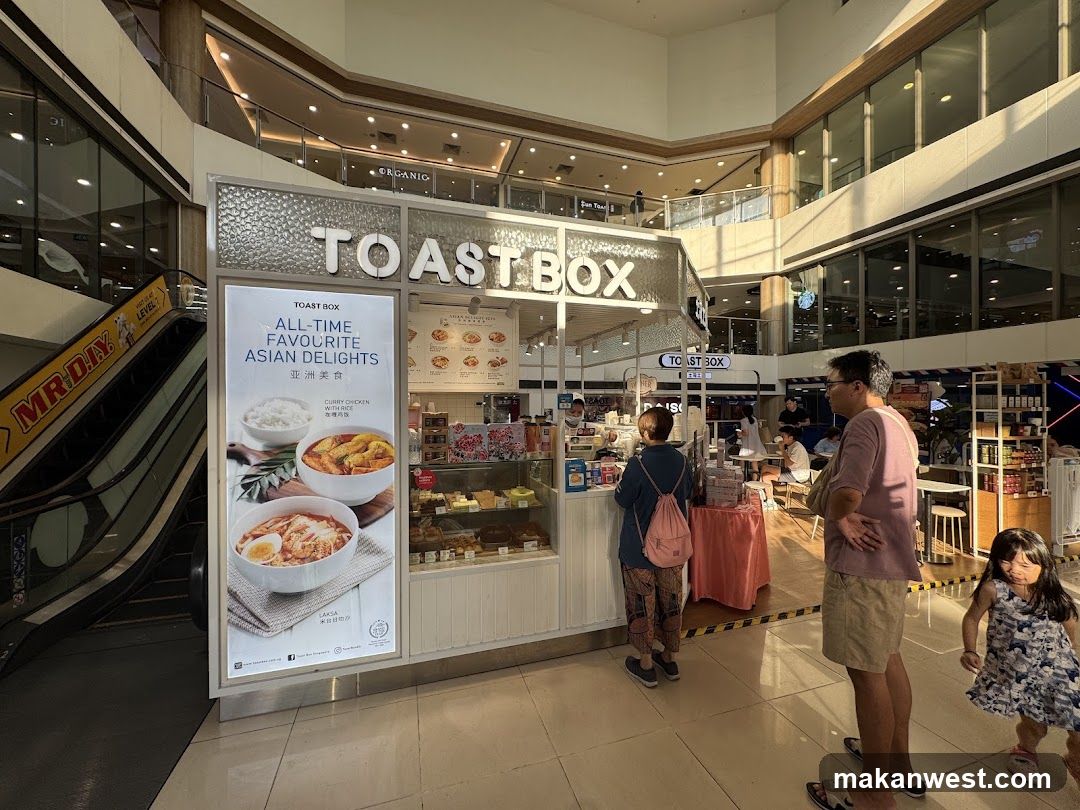 TOAST BOX Food Stall in Mall