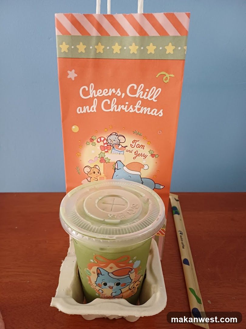 Christmas themed drink set