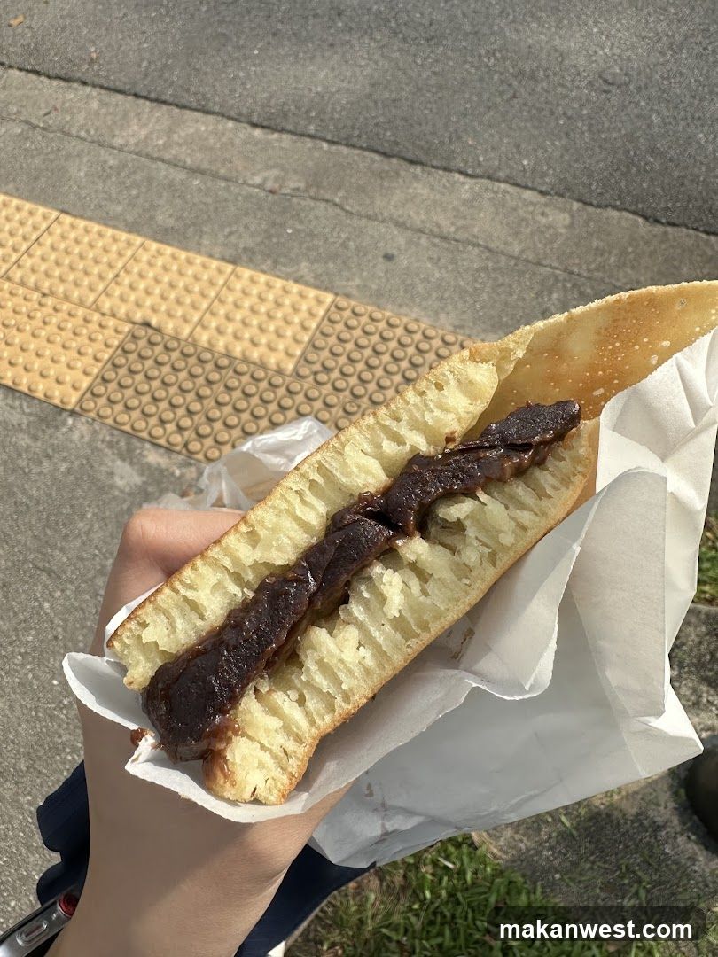 Handheld Bread Sandwich with Filling