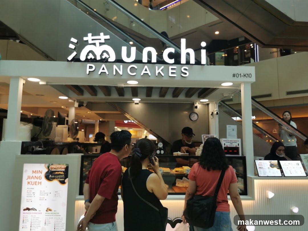 Munchi Pancakes Storefront
