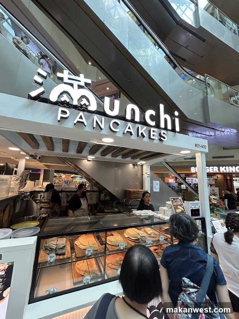 Munchi Pancakes Storefront Interior View