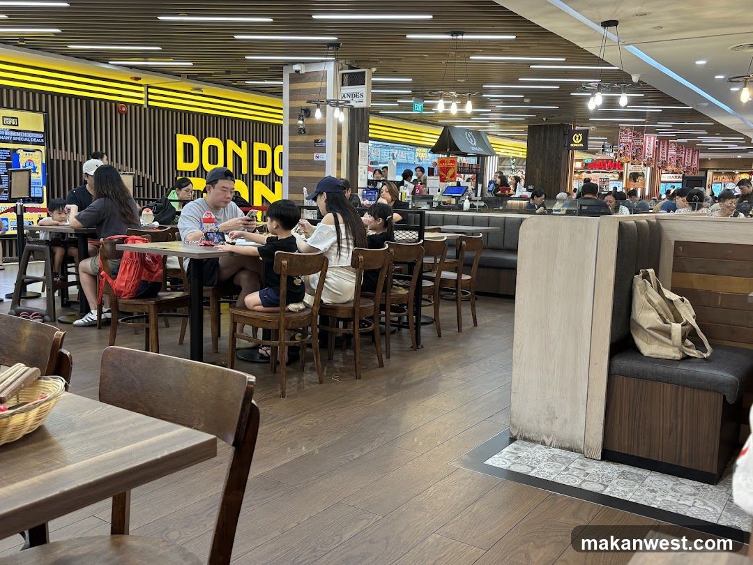 Dondocan Restaurant Interior