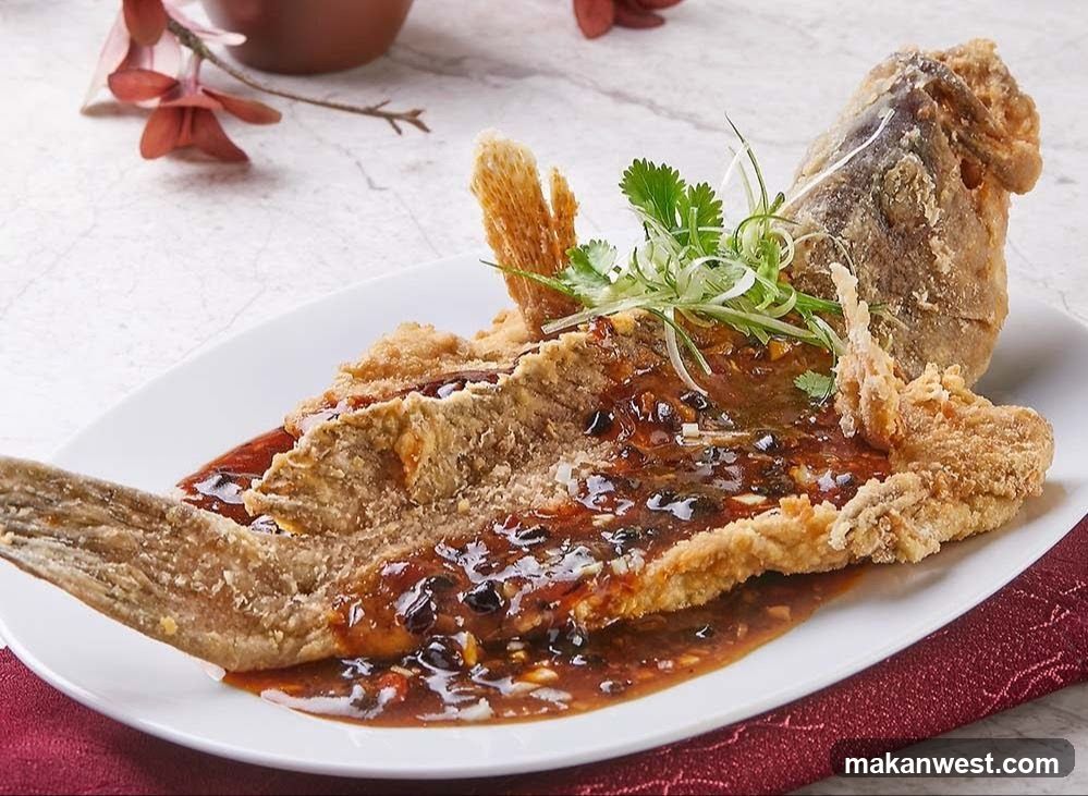Fried Fish with Sauce