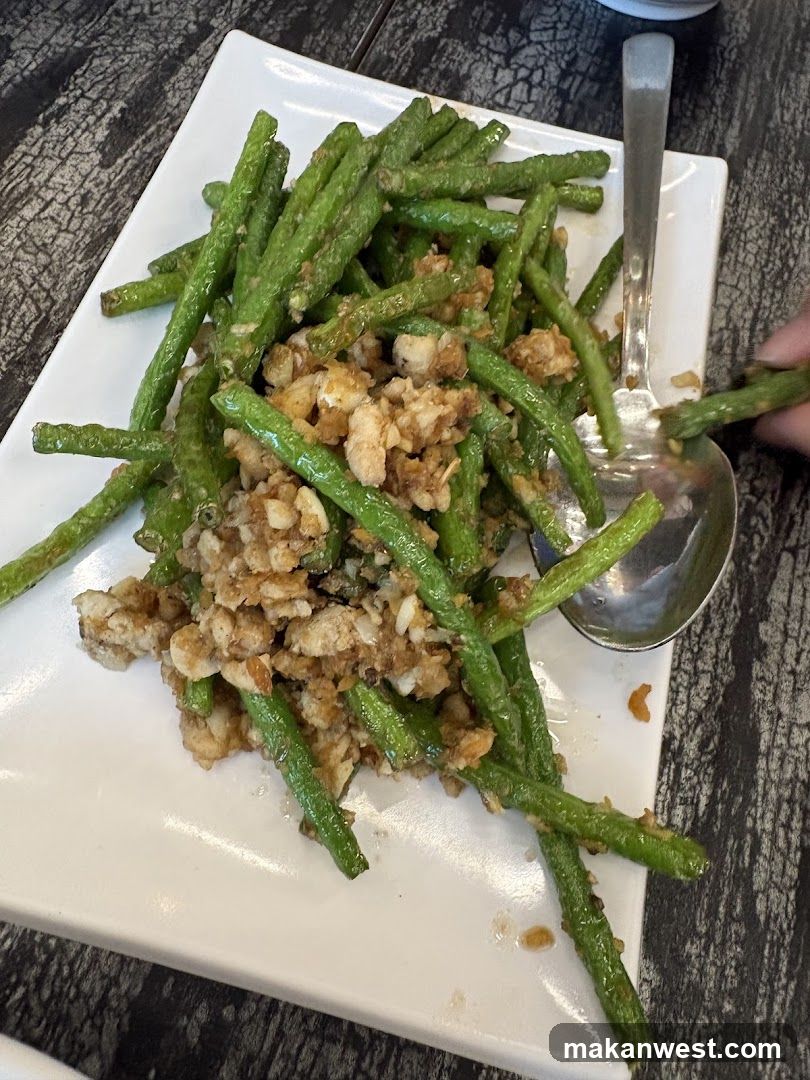 Garlic Green Beans with Ground Meat