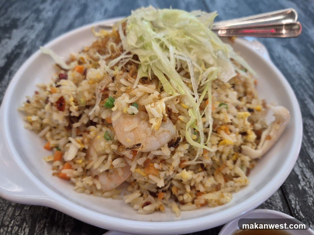 Shrimp Fried Rice with Cabbage