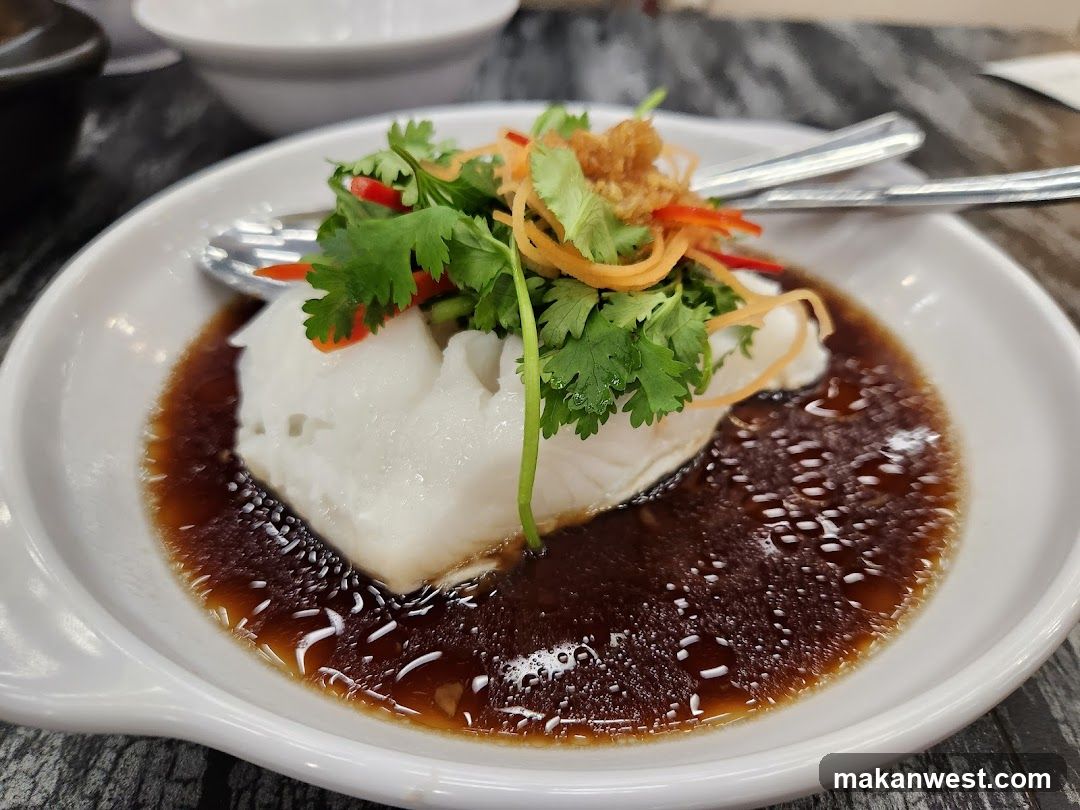 Steamed Fish with Soy Sauce and Garnish