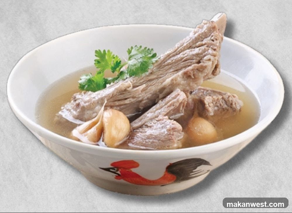 Braised Beef Bone Soup with Garlic and Parsley