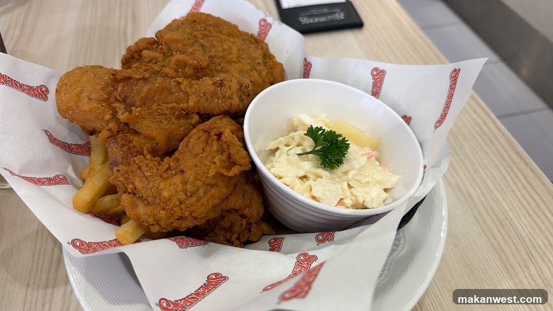Fried Chicken and Coleslaw