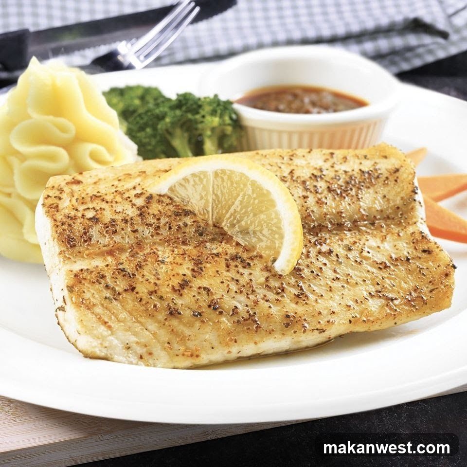 Grilled Salmon with Lemon and Broccoli