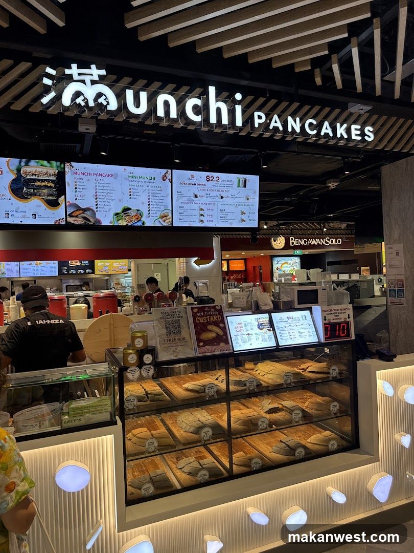 Munchi Pancakes Store Interior