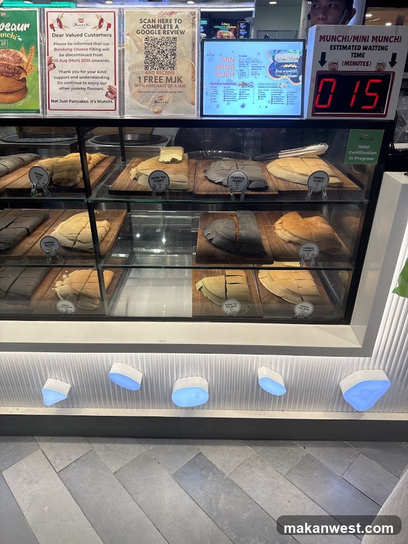 Munchi Pancakes Display Case