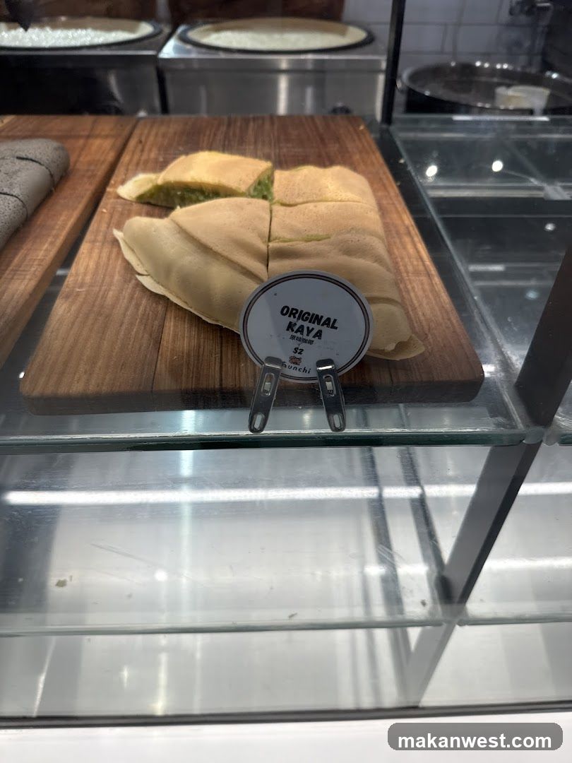Original Kaya Crepe Display
