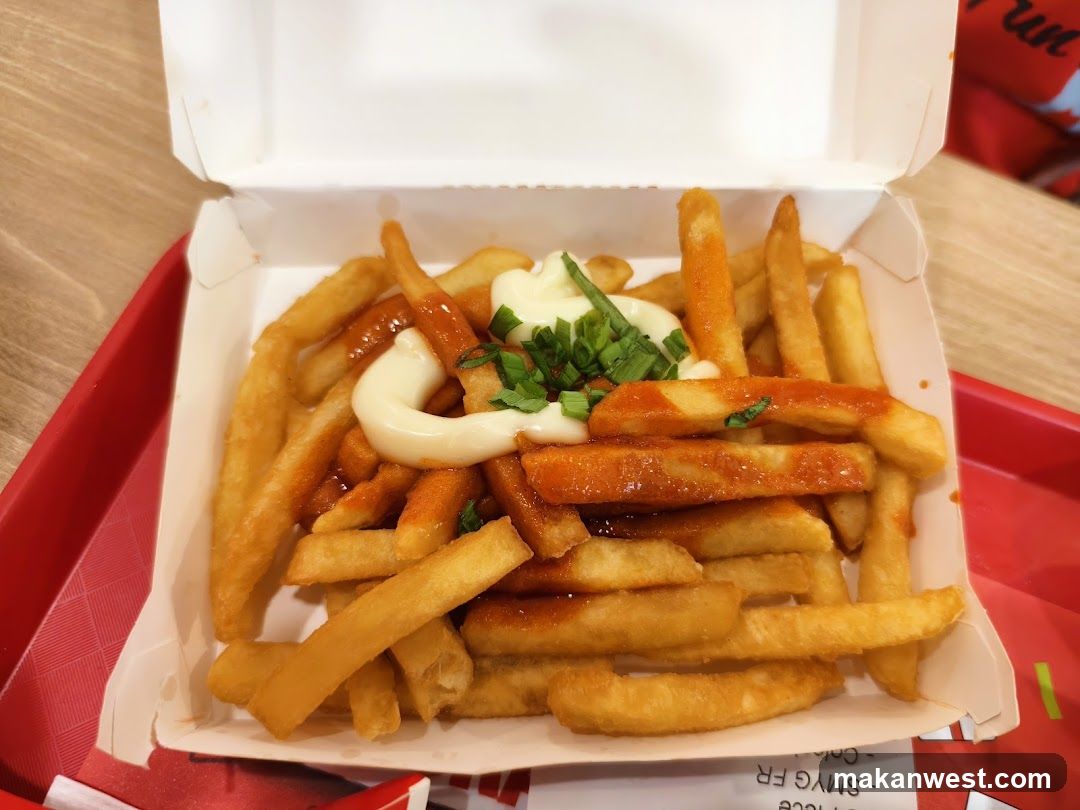 Fries with Sauce and Chives