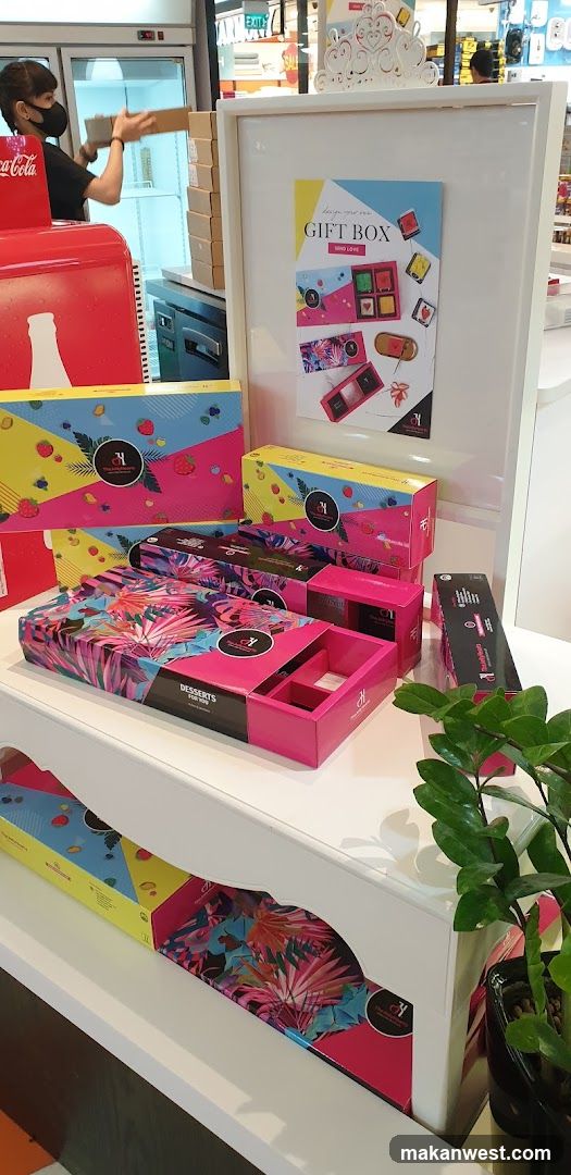 Gift Box Display