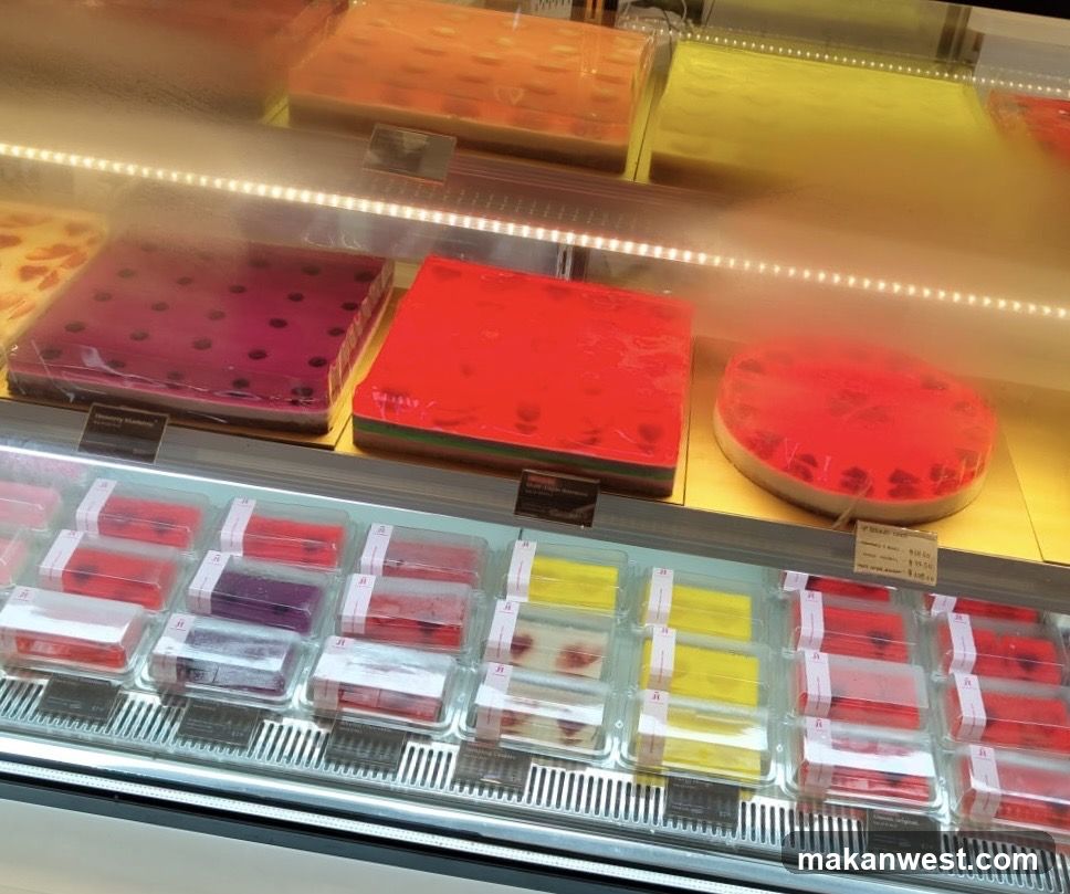 Jelly Dessert Display Case