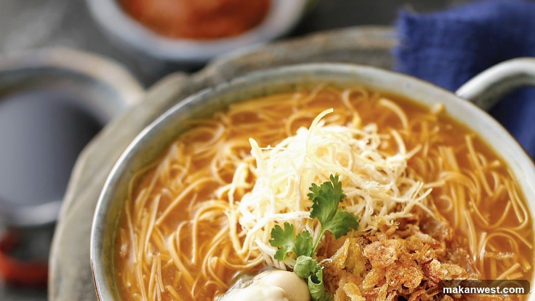 Noodle Soup with Toppings