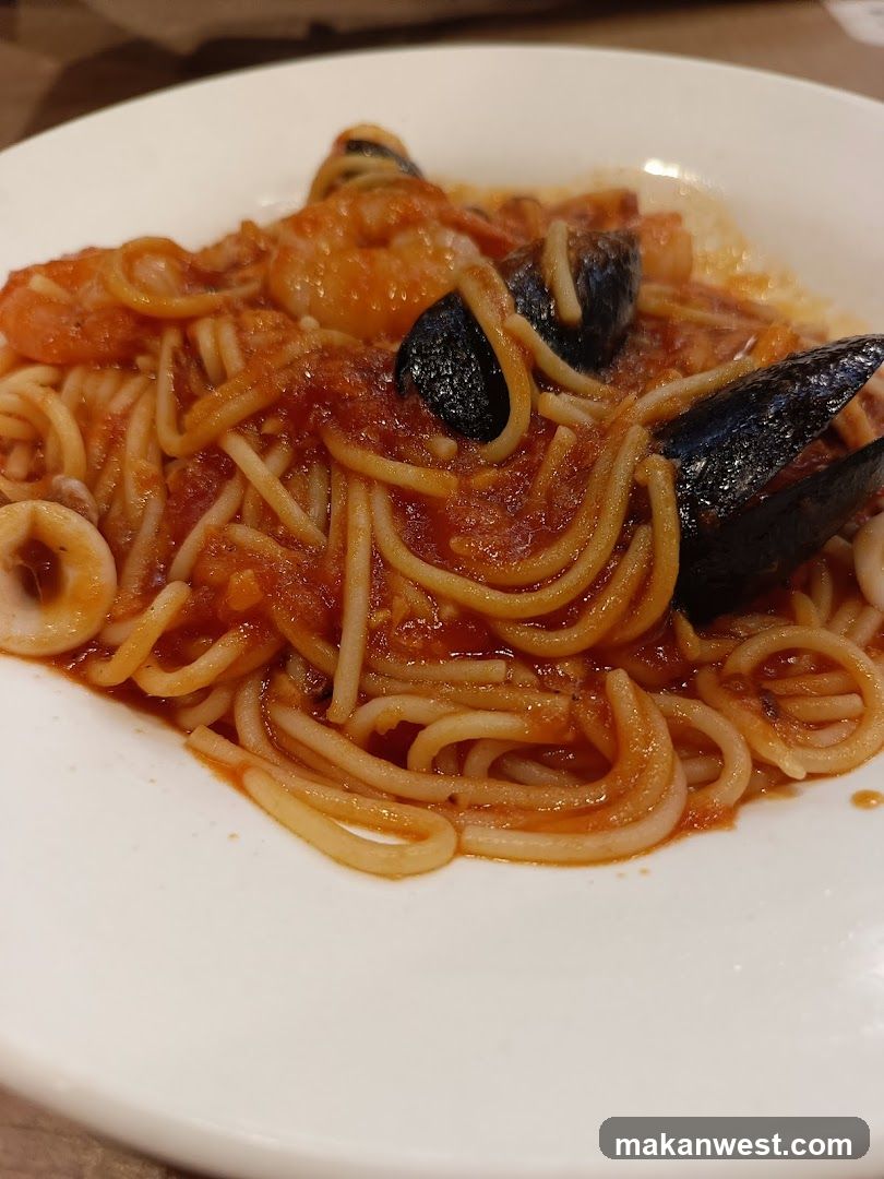 Seafood Pasta with Mussels and Shrimp