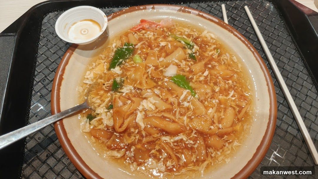 Noodle Dish with Soy Sauce