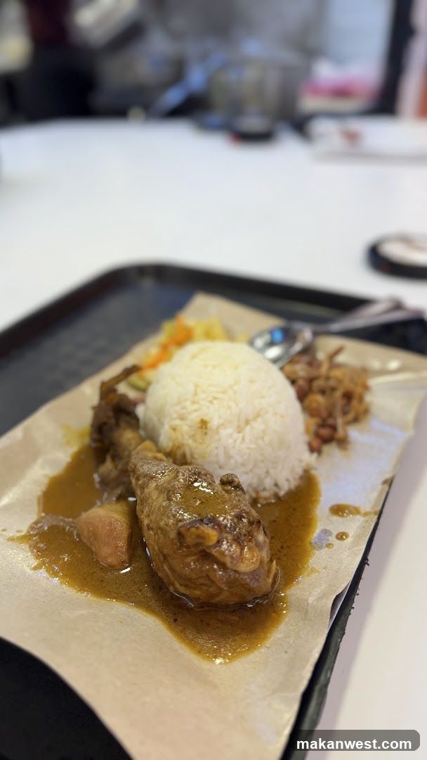 Curry Chicken Rice Meal