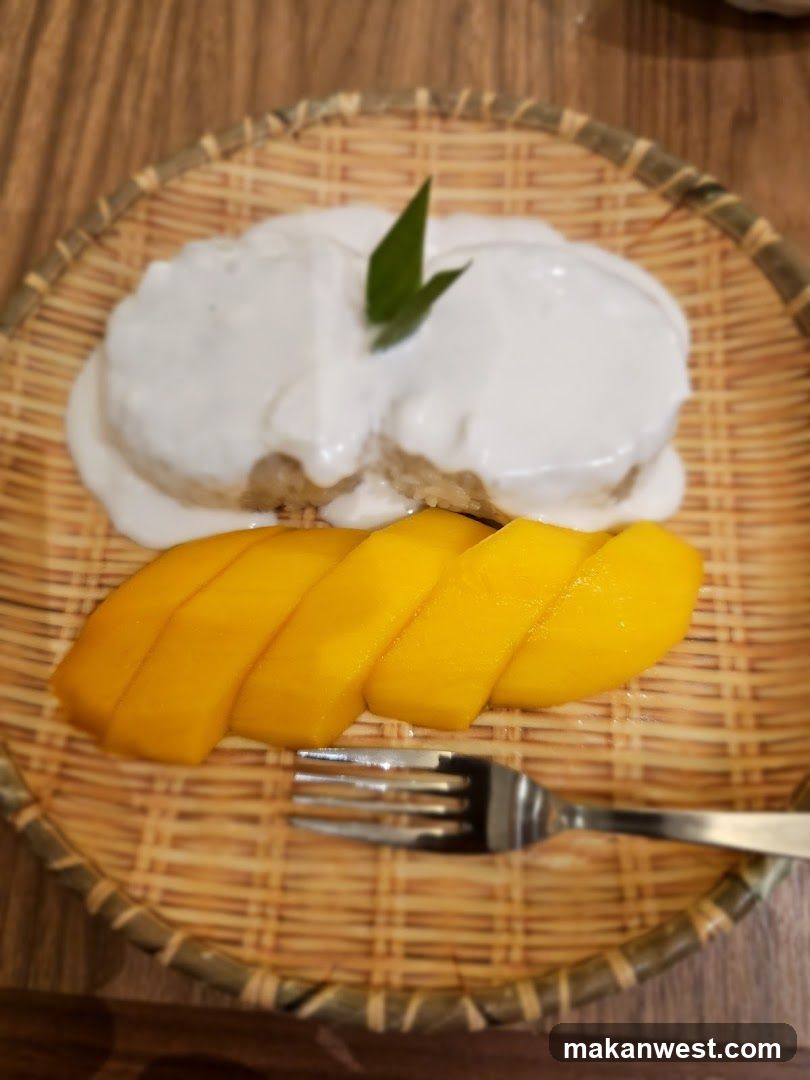 Mango Sticky Rice with Coconut Cream