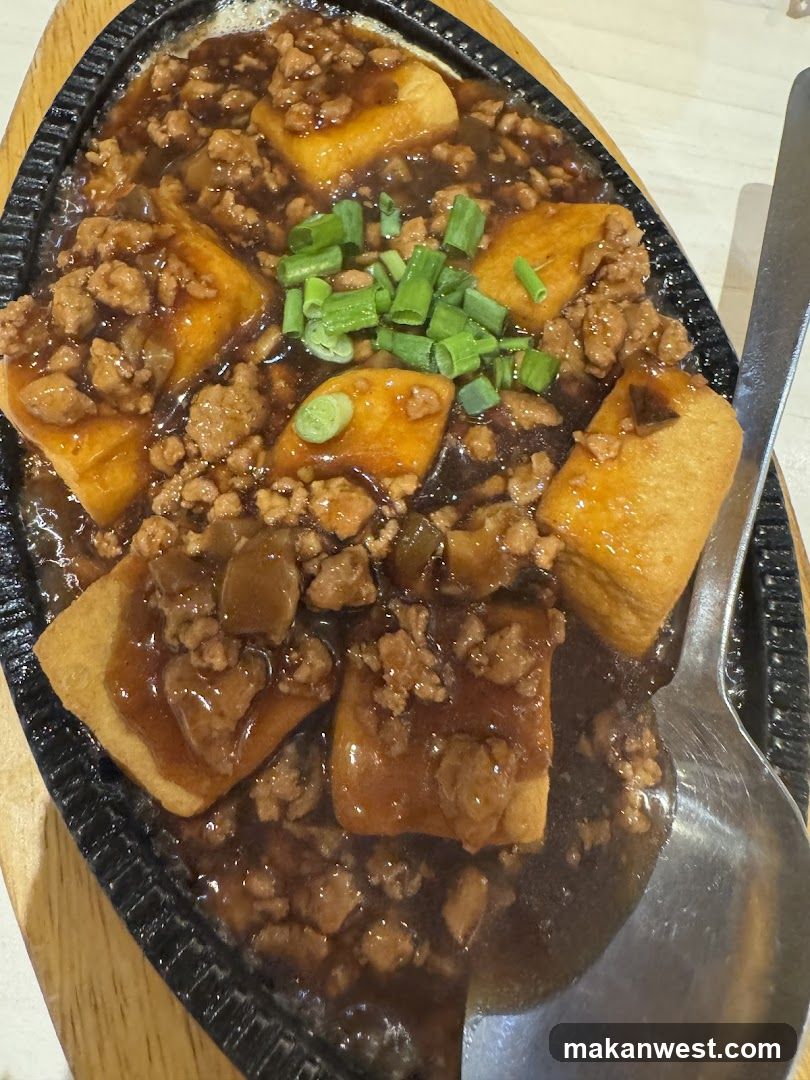 Soy Sauce Tofu with Minced Meat
