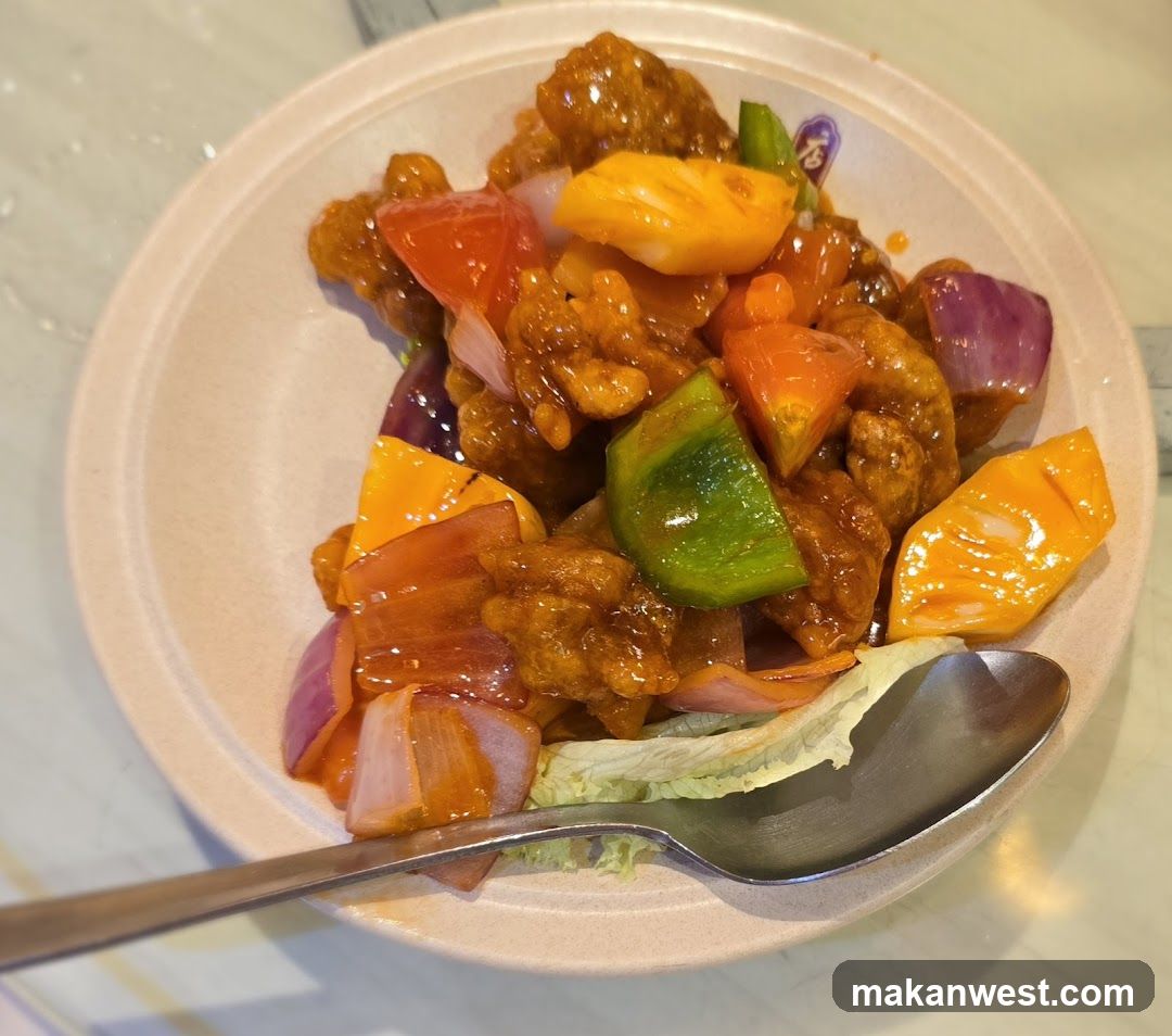 Crispy Chicken with Vegetables and Sauce