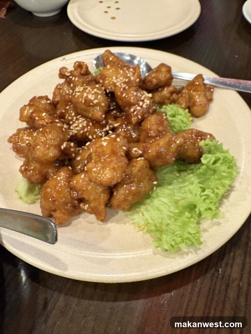 Sesame Chicken with Lettuce