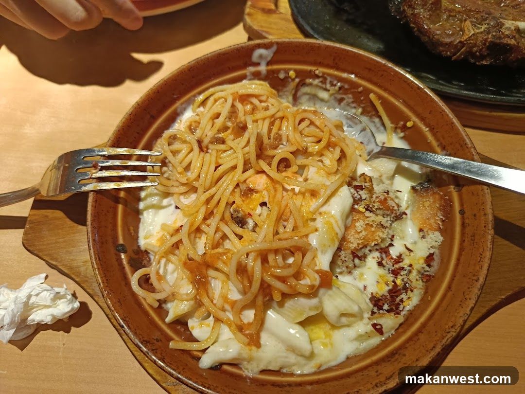 Spaghetti with Creamy Sauce and Garnish