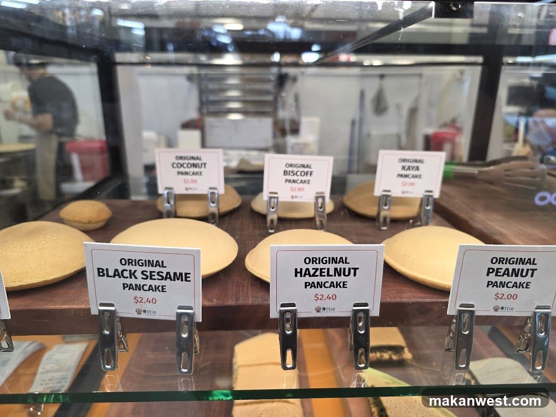 Pancake Display Case