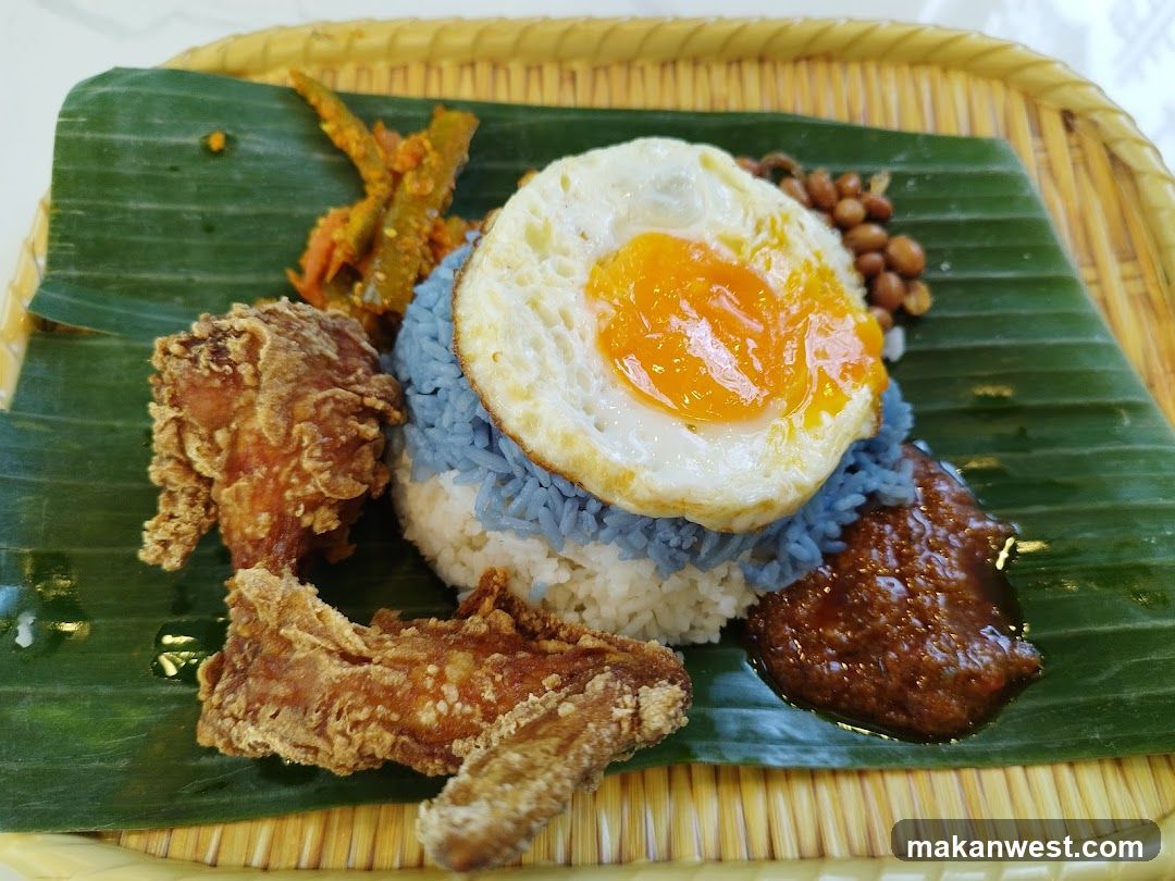 Nasi Lemak with Fried Chicken and Egg
