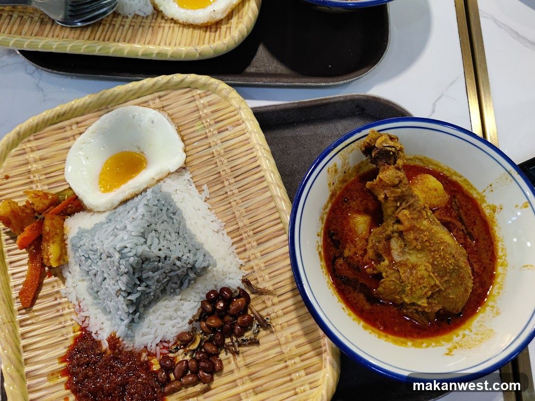 Curry Chicken and Nasi Lemak Meal