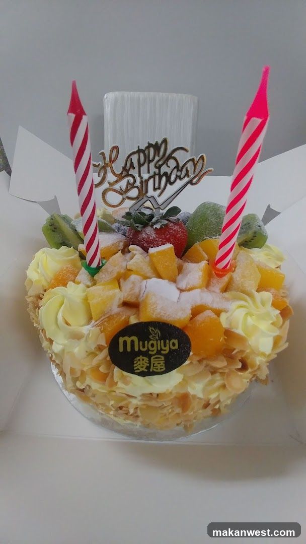 Fruit Cake with Mugiya Branding