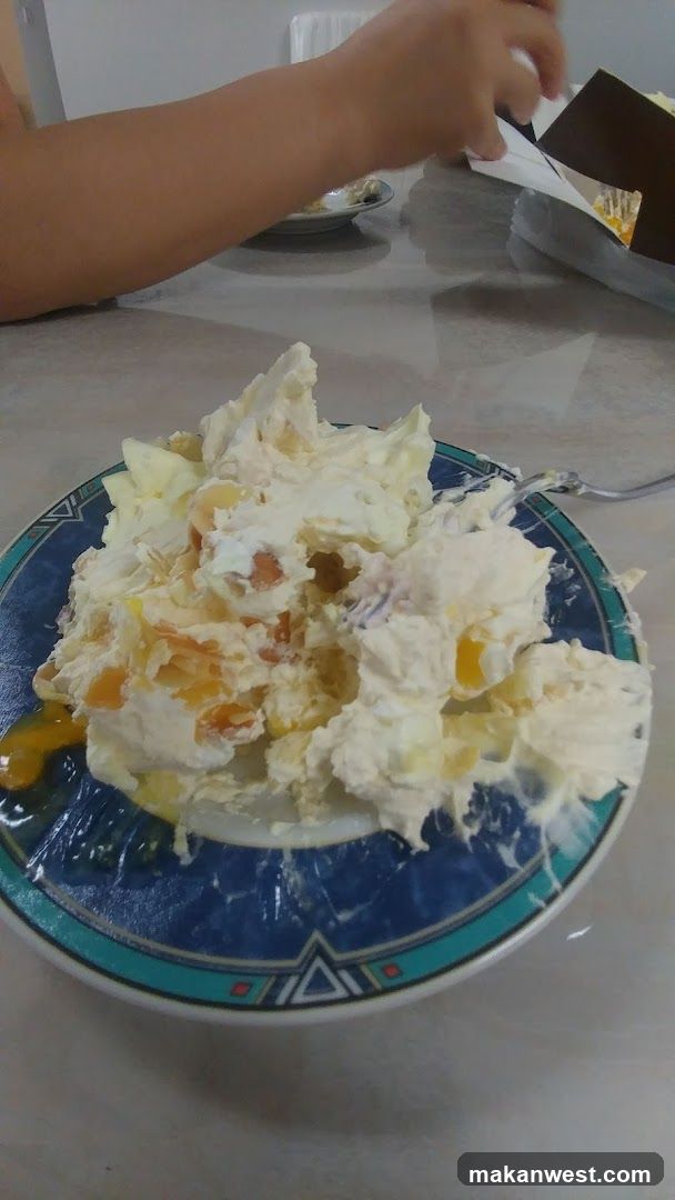 Mashed Dessert on a Plate