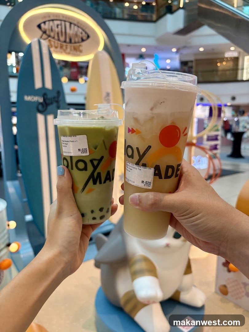 Bubble Tea Drinks at a Mall