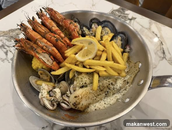 Seafood Platter with Prawns, Mussels, and Fish