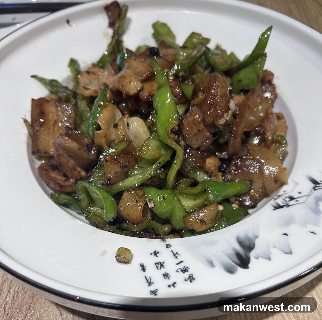 Stir-fried Pork with Green Peppers
